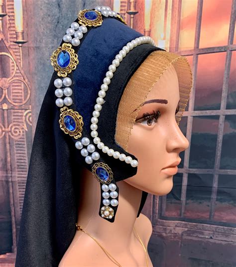 french tudor hood